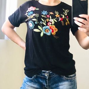 Woman T-shirt floral
